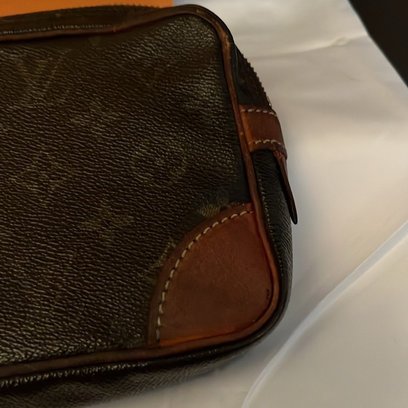 Vintage Louis Vuitton monogram wristlet w/ free LV shopping bag - Picture 9 of 16